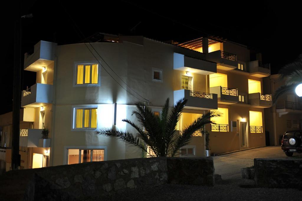 Castello Apartments Rethymno  ภายนอก รูปภาพ
